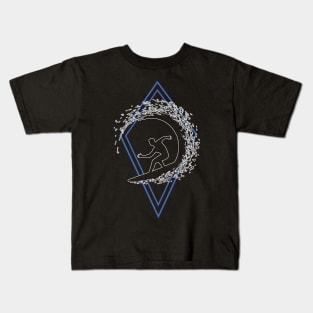 Surfer in the wave Kids T-Shirt